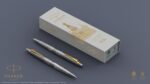 Подарочный набор: Шариковая ручка Parker Jotter Russia Steel GT и Ежедневник недатированный золотистый золотой срез 6